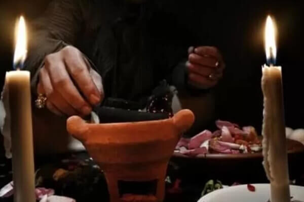 Dukun Santet dan Pelet (2)